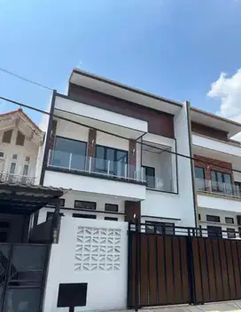 DIJUAL RUMAH DI NUSA LOKA