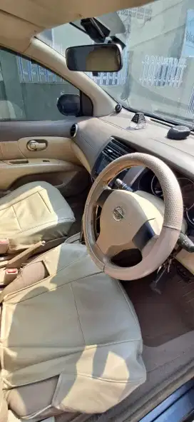Dijual Cepat Nissan Grand Livina