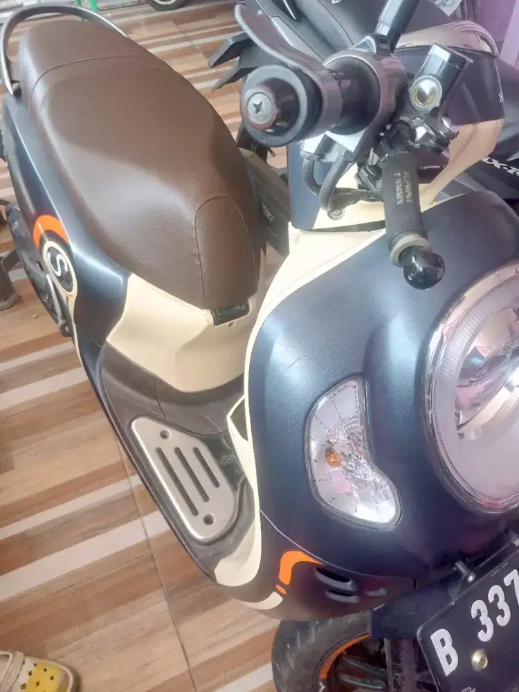 Motor Scoopy fashion 2021