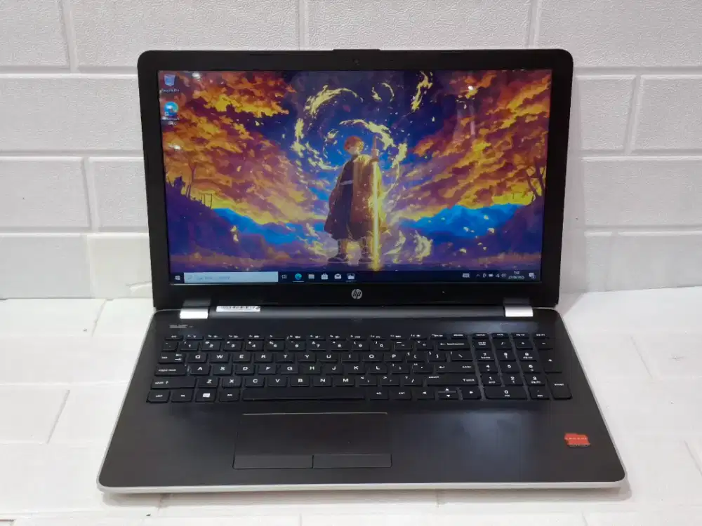 Laptop HP 15-bw064AX /AMD A10-9620P/Ram 8GB/ SSD 250GB
