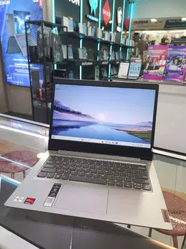 LAPTOP IDEAPAD SLIM 3 AMD ATHLON SILVER RAM 8 GB SSD 256 GB SILVER Mul