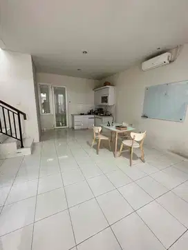 Dijual Rumah di Cluster Viena Modernlad