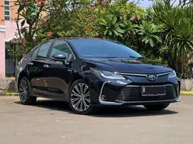 2021 Toyota Corolla Altis 1.8 Hyrid AT Hitam KM 30rb Record Dp 11jt