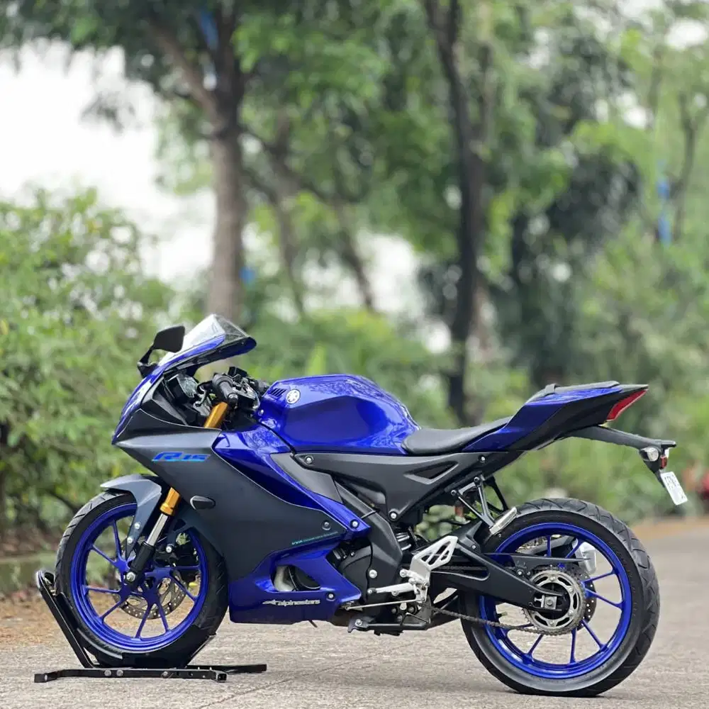YAMAHA R15 V4 BIRU 2023 KM RENDAH PAJAK PANJANG SUPER GRES