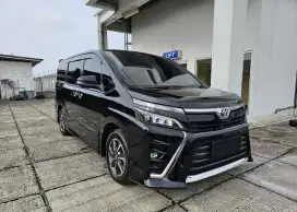 Toyota Voxy 2.0 AT 2019 Good Condition