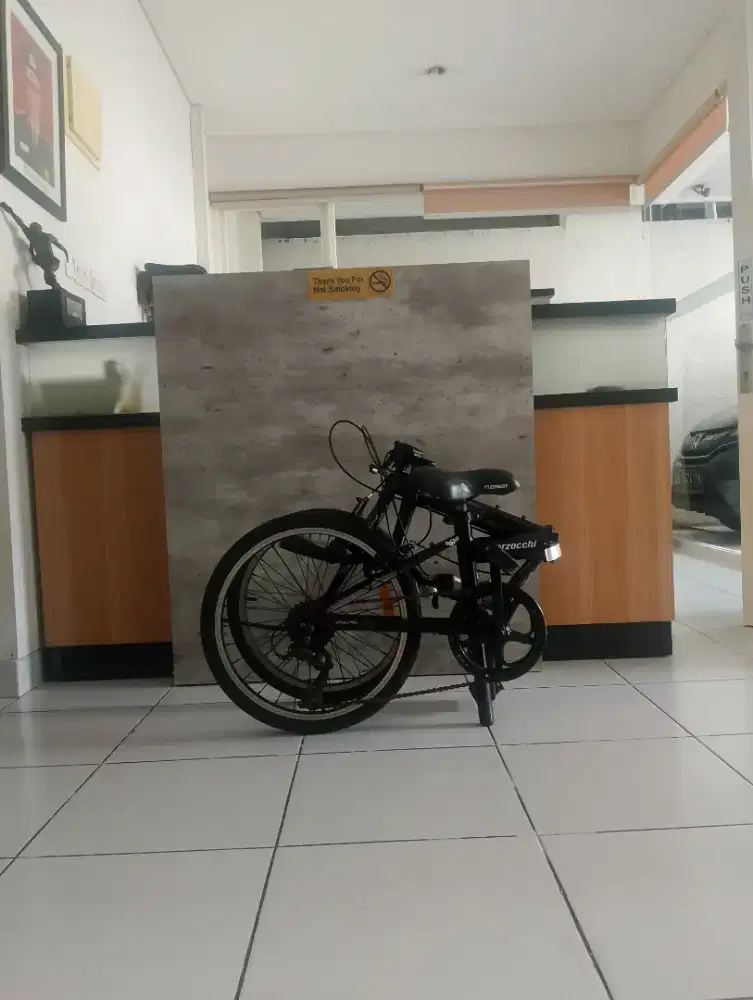 Sepeda lipat uk 20 lama di taro