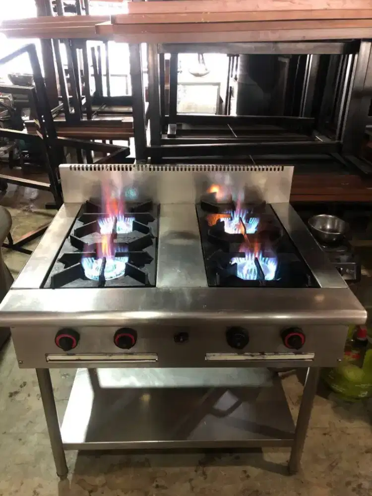 Stove 4 Burner High Pressure
Uk 90x75x86

harga 5.5jt