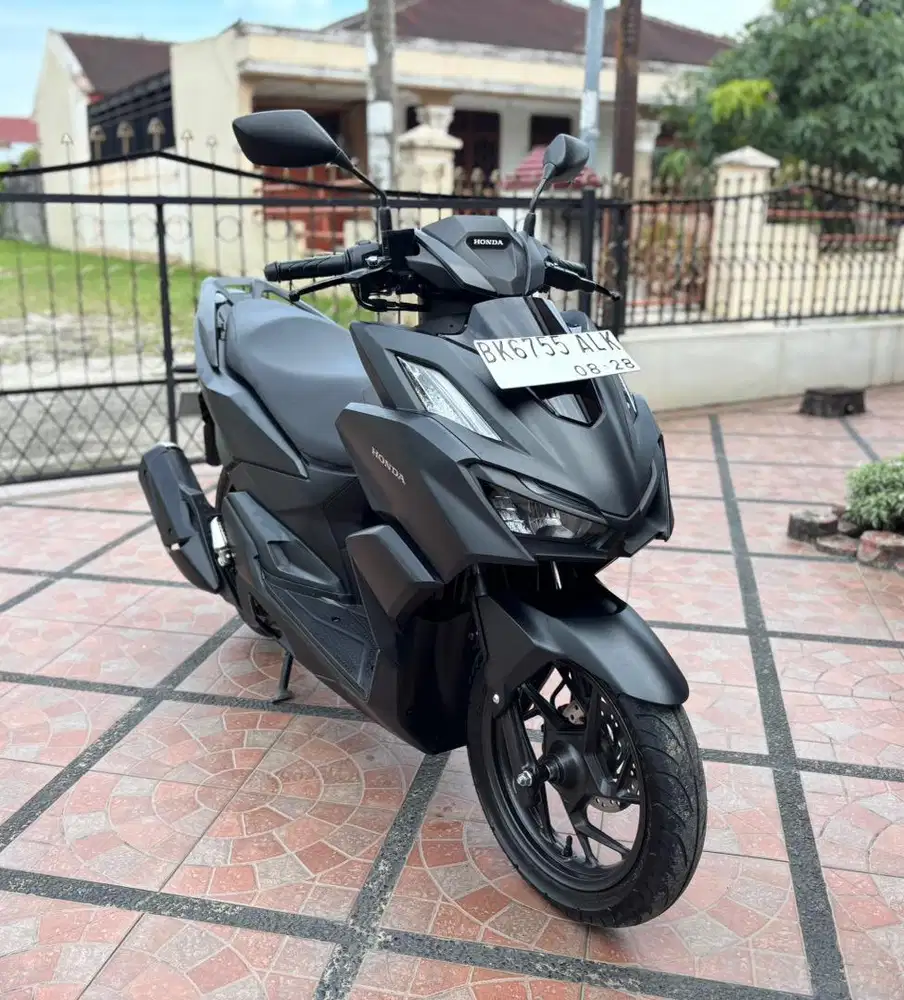 Honda vario 160 CBS hitam tahun 2023