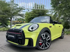 KM.8.000 MINI COOPER CABRIO JCW 2024/2023  CABRIOLET LIMITED YELLOW