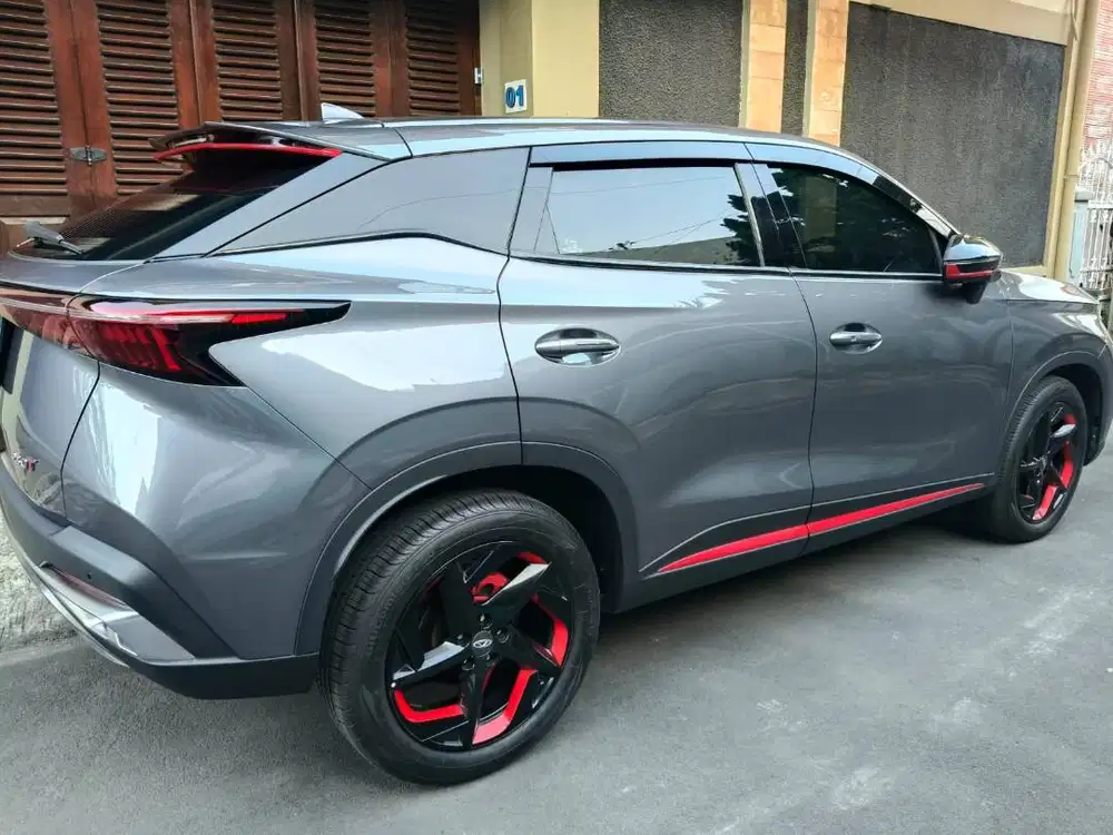 DIJUAL Chery Omoda 5 RZ  AT Turbo Sunroof Abu Pemakaian 2024 NIK 2023