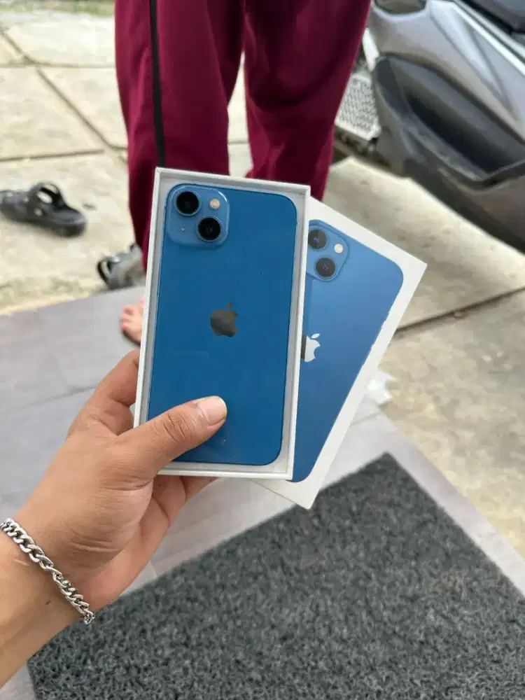 iPhone 13  256gb fullset