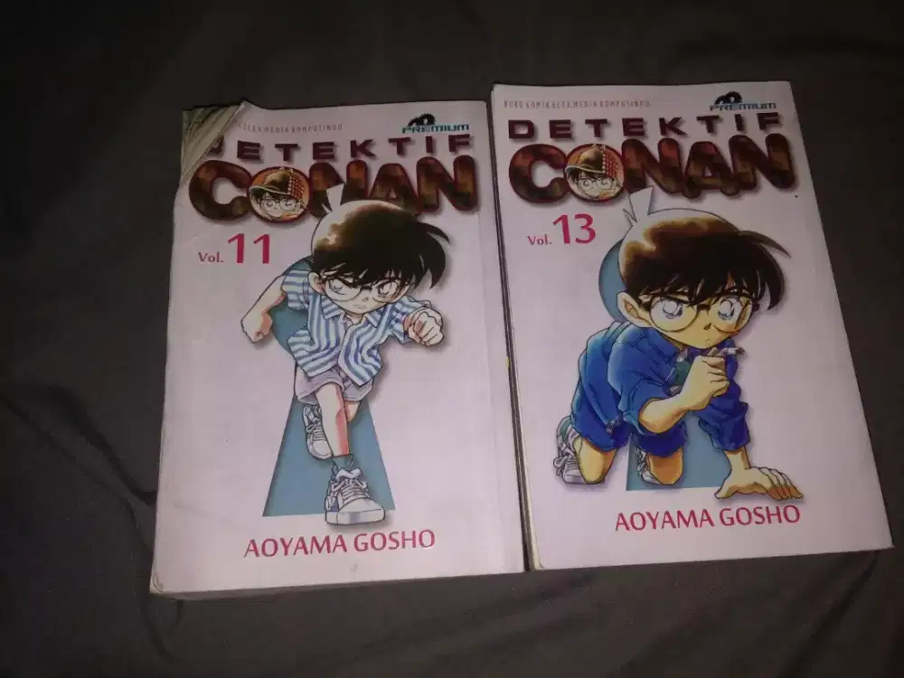 Komik conan bekas