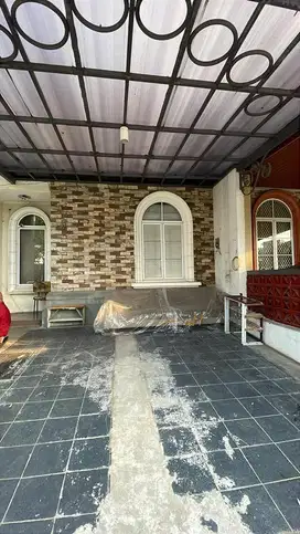 For rent house at Jakarta garden city