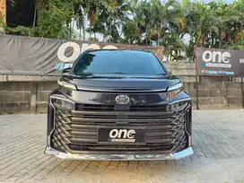 Toyota New Voxy 2.0 AT 2022