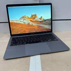 MacBook Air 13 inch core i3 2020 128GB minus
