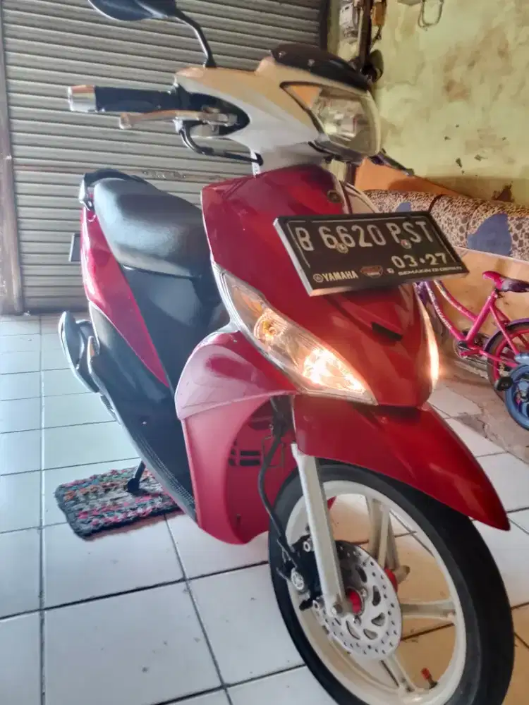 Yamaha mio j 2012 merah