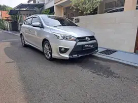 Toyota Yaris 2015 TRD Sportivo Matic Silver