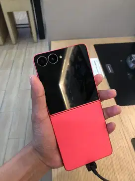 Samsung Galaxy Flip 7