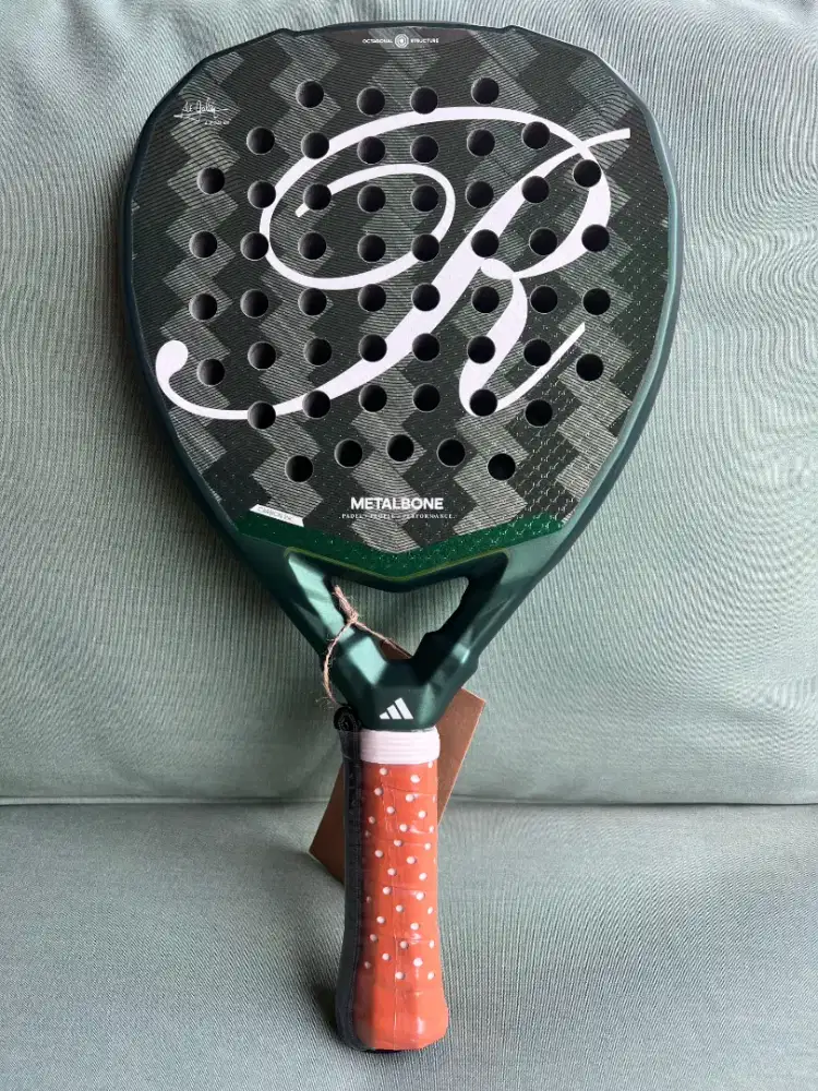 Adidas Metalbone Reserve EDT 2025 raket padel