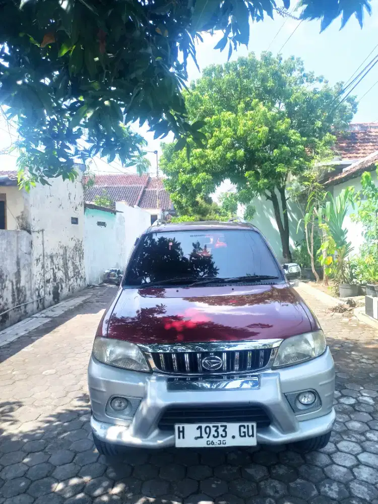 DAIHATSU TARUNA 2004