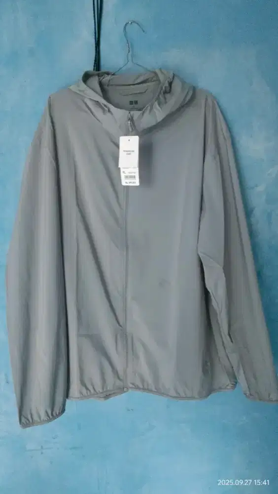 Jaket Parka saku UNIQLO