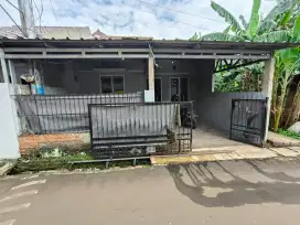 Dijual rumah second 97m²(570jt)Tipar Auri Cimanggis Depok