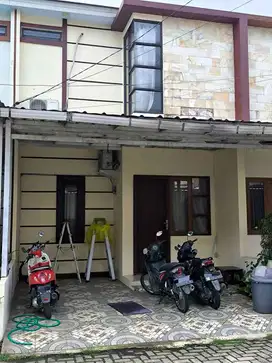 Disewakan 6bln/Tahunan Rumah di Green Magani Residance Siap Huni!