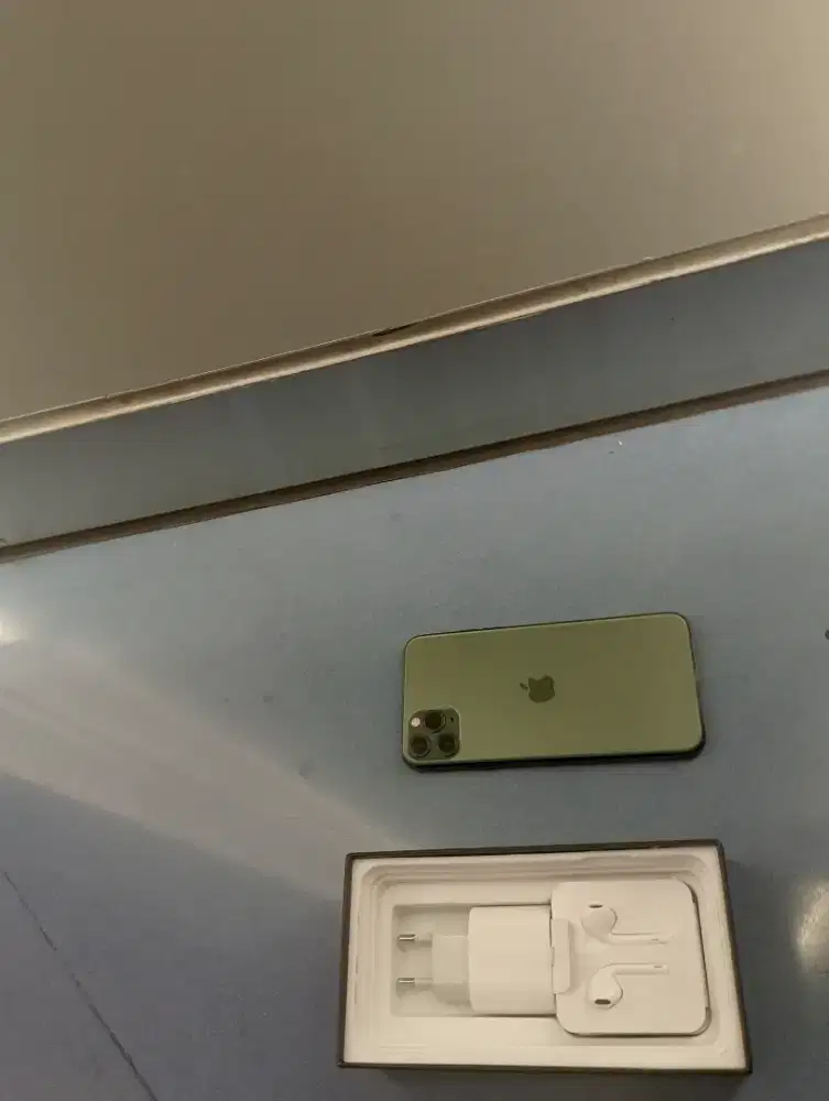 Iphone 11 pro max 256gb semi apple baru