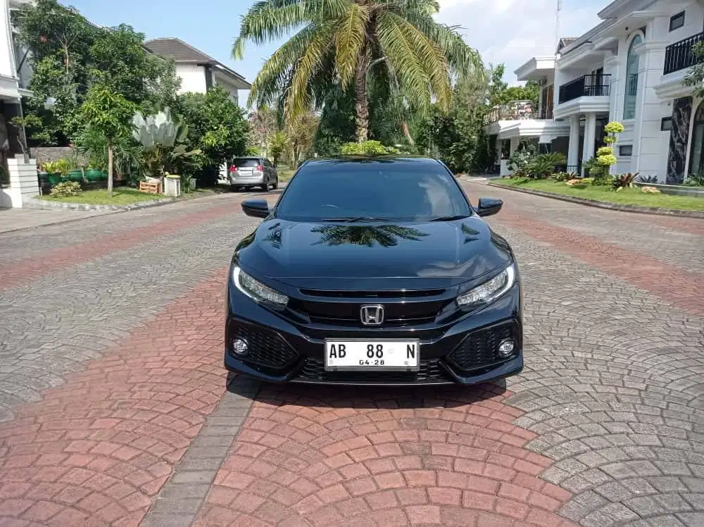 Civic Turbo 1.5 E CVT Hatchback 2018