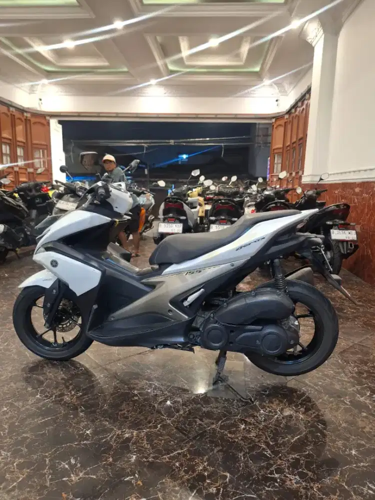 JUAL CEPAT AEROX S ABS 2018 PAJAK HIDUP MOTOR MULUS MESIN HALUS