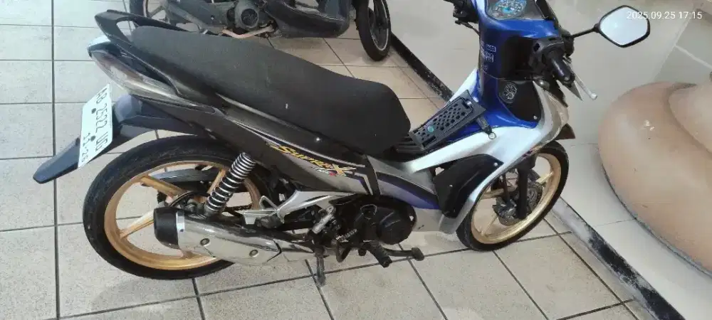 Supra helm in karbu 2011 ab Bantul