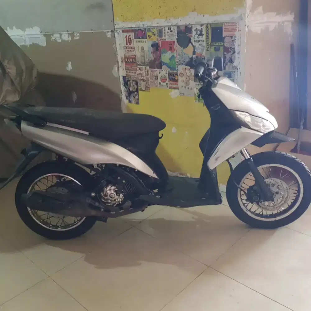 Yamaha mio j tahun 2012