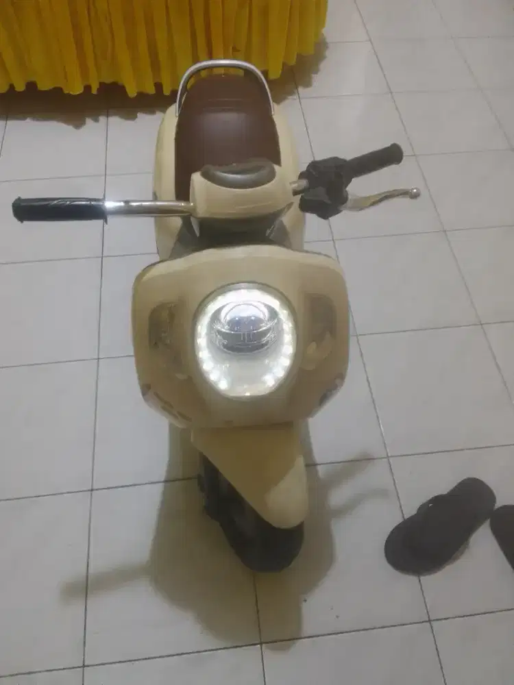 Scoopy batre anak