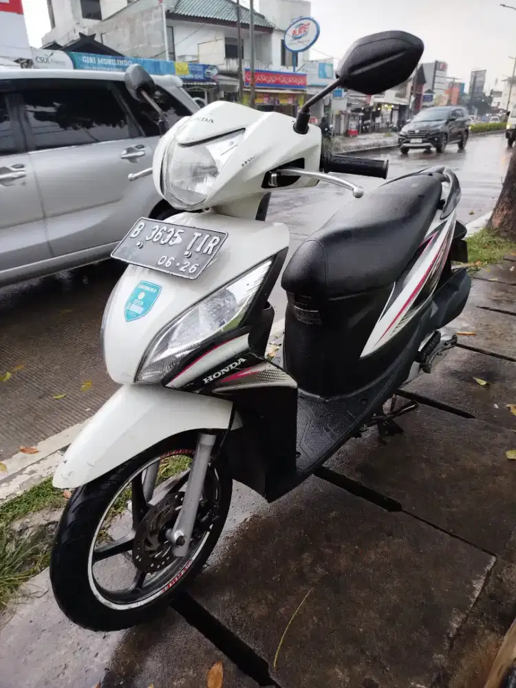 Honda spacy 2011