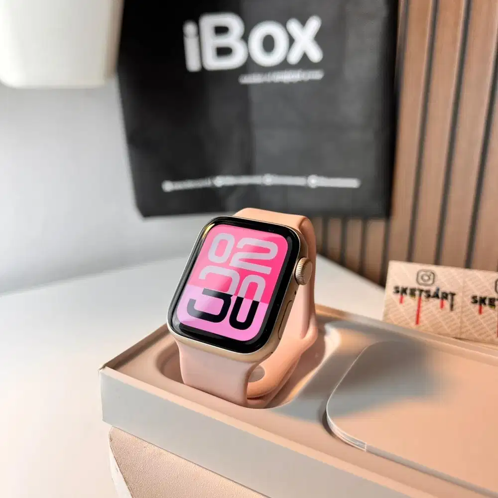 Apple Watch SE 40mm Gen 2 Starlight iBox iwatch Battery Health 99%