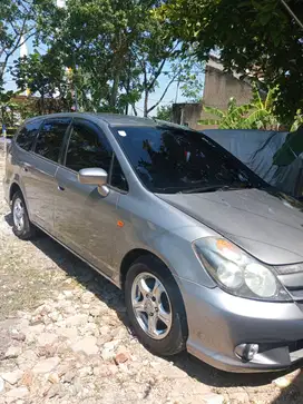 Honda Stream 2005 Bensin