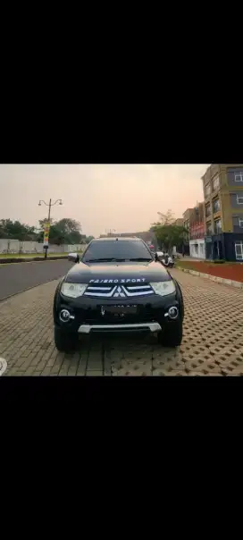 Pajero ecxeed 2011 hitam