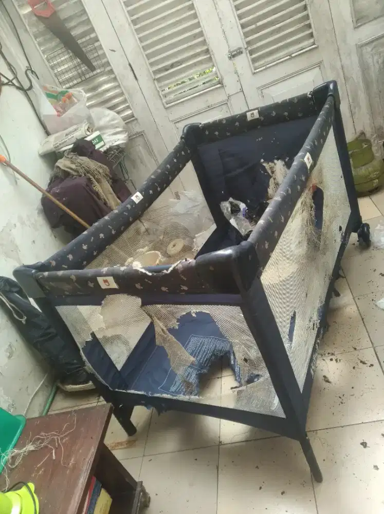 baby box / playpen