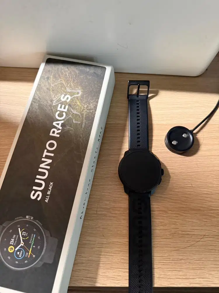 Suunto Race S Black