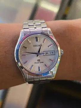WTS Grand Seiko SBGT005 (rare 9F83 with day date Kanji-english)