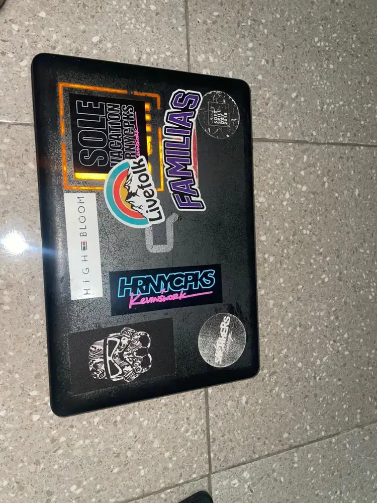 Dijual laptop compaq Presario CQ43