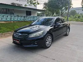 Honda Accord 2011 Bensin