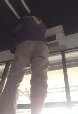 Servise ac perbaikan dan bongkar pasang
