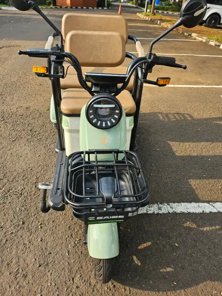 JUAL SEPEDA LISTRIK SAIGE KONDISI MULUS NO MINUS
