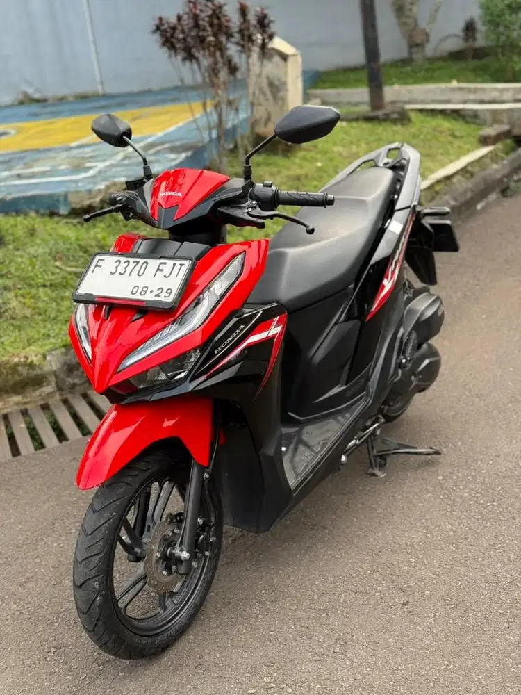 Honda Vario Gen 2 Thn 2024 Merah Hitam Mulus
