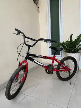 Sepeda anak merk target masih bagus