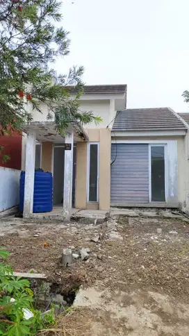 Dijual Rumah di Perumahan Citra Indah City, rumah 2 kamar tidur