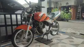 Yamaha scorpoi 2005