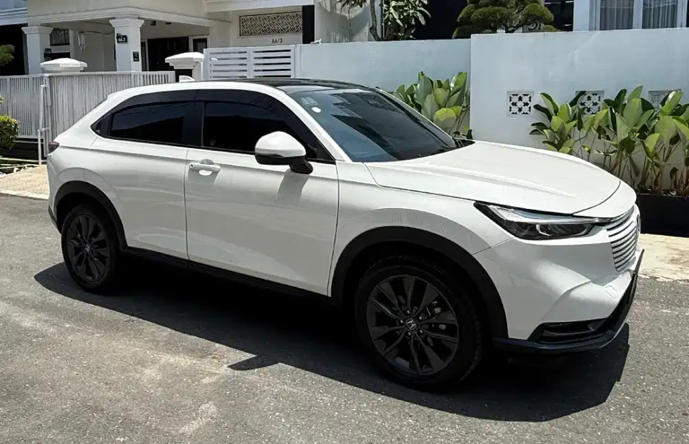 HRV E CVT SE 2023 km 20rb