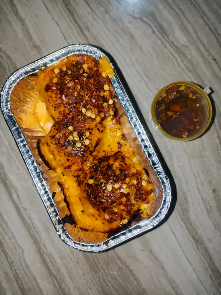 Jaga stand makanan